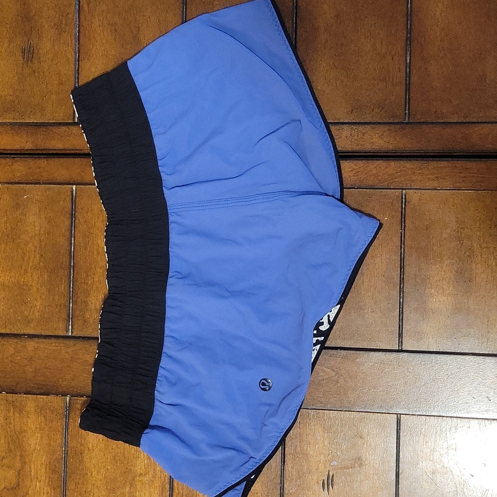 Lululemon, Women's 6, Blue / White&Black Reversible shorts.